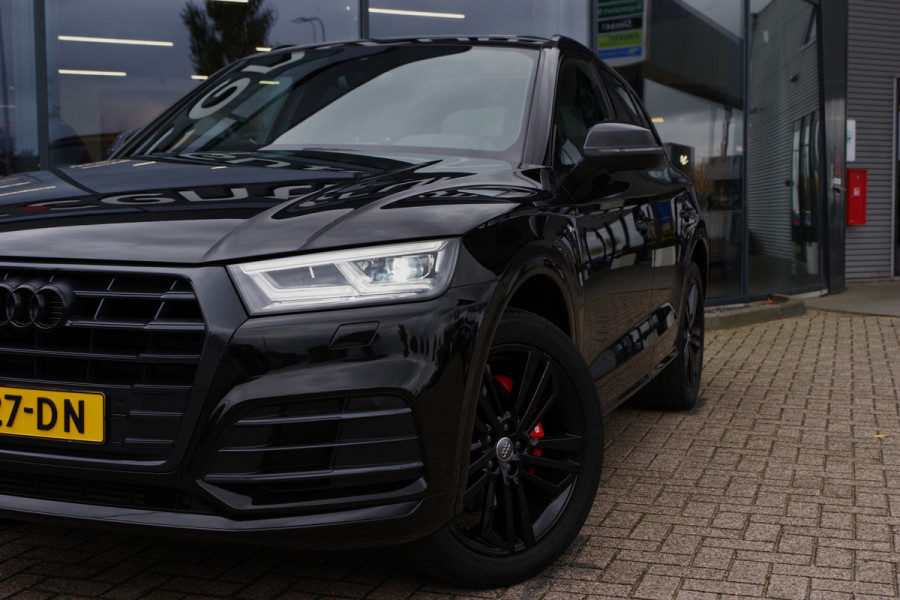 Audi Q5 2.0 TFSI 252 PK Quattro Sport S Line Black Edition, Trekhaak, Panoramadak, Leder-Alcantara, Camera