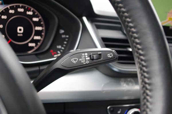Audi Q5 2.0 TFSI 252 PK Quattro Sport S Line Black Edition, Trekhaak, Panoramadak, Leder-Alcantara, Camera