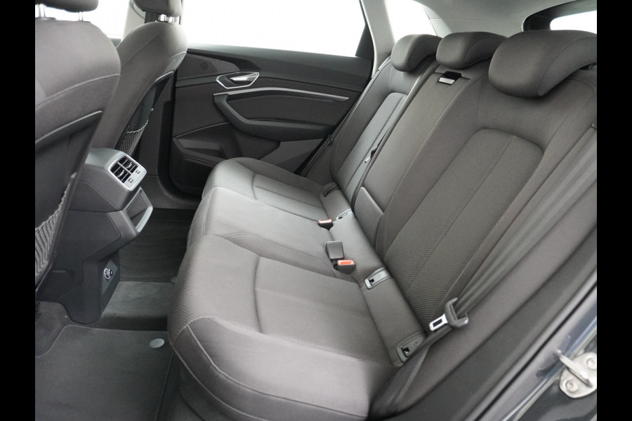 Audi e-tron 50 Quattro 313pk Luchtvering SOH=85% Camera Navi Elektr.Stoelen+Memory Ecc Cruise Control Pdc Launch Edition Led Lmv Keyless Connected services Led-v+a Audi-Drive-Select Ecc WiFi-vb. 1e Eigenaar Origineel Nederlandse Auto