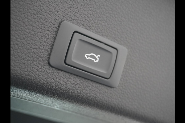 Audi e-tron 50 Quattro 313pk Luchtvering SOH=85% Camera Navi Elektr.Stoelen+Memory Ecc Cruise Control Pdc Launch Edition Led Lmv Keyless Connected services Led-v+a Audi-Drive-Select Ecc WiFi-vb. 1e Eigenaar Origineel Nederlandse Auto
