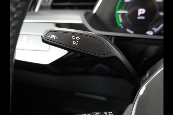 Audi e-tron 50 Quattro 313pk Luchtvering SOH=85% Camera Navi Elektr.Stoelen+Memory Ecc Cruise Control Pdc Launch Edition Led Lmv Keyless Connected services Led-v+a Audi-Drive-Select Ecc WiFi-vb. 1e Eigenaar Origineel Nederlandse Auto