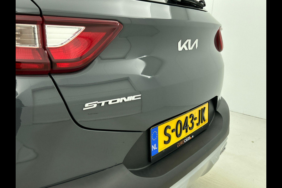 Kia Stonic 1.0 T-GDI 136pk MHEV Automaat Vision Navigatie Climate control Camera Cruise Control Dab 17" Lichtmetalen velgen