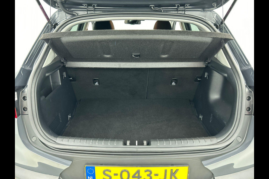 Kia Stonic 1.0 T-GDI 136pk MHEV Automaat Vision Navigatie Climate control Camera Cruise Control Dab 17" Lichtmetalen velgen