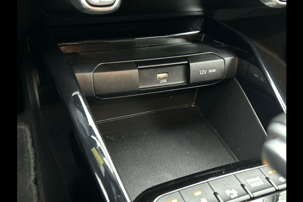 Kia Stonic 1.0 T-GDI 136pk MHEV Automaat Vision Navigatie Climate control Camera Cruise Control Dab 17" Lichtmetalen velgen