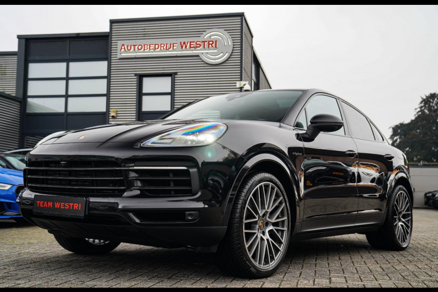 Porsche Cayenne Coupé 3.0 E-Hybrid | Sport Chrono | 22 INCH | Panorama | Head up | Trekhaak | Luchtvering | Memory stoelen 8Voudig