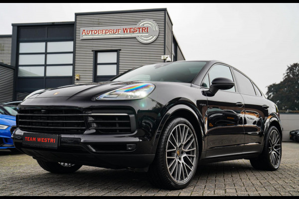 Porsche Cayenne Coupé 3.0 E-Hybrid | Sport Chrono | 22 INCH | Panorama | Head up | Trekhaak | Luchtvering | Memory stoelen 8Voudig