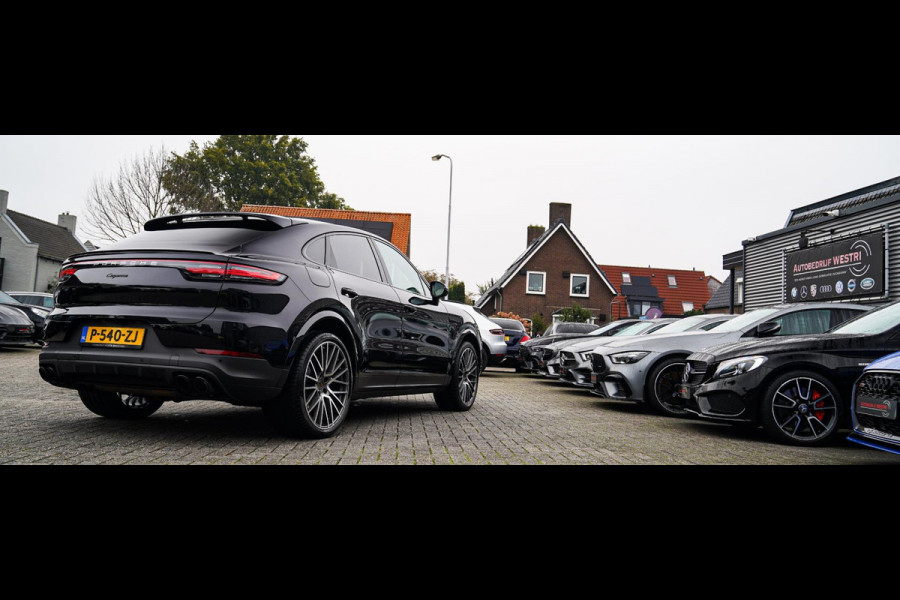 Porsche Cayenne Coupé 3.0 E-Hybrid | Sport Chrono | 22 INCH | Panorama | Head up | Trekhaak | Luchtvering | Memory stoelen 8Voudig