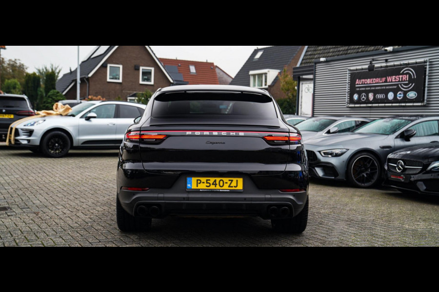 Porsche Cayenne Coupé 3.0 E-Hybrid | Sport Chrono | 22 INCH | Panorama | Head up | Trekhaak | Luchtvering | Memory stoelen 8Voudig
