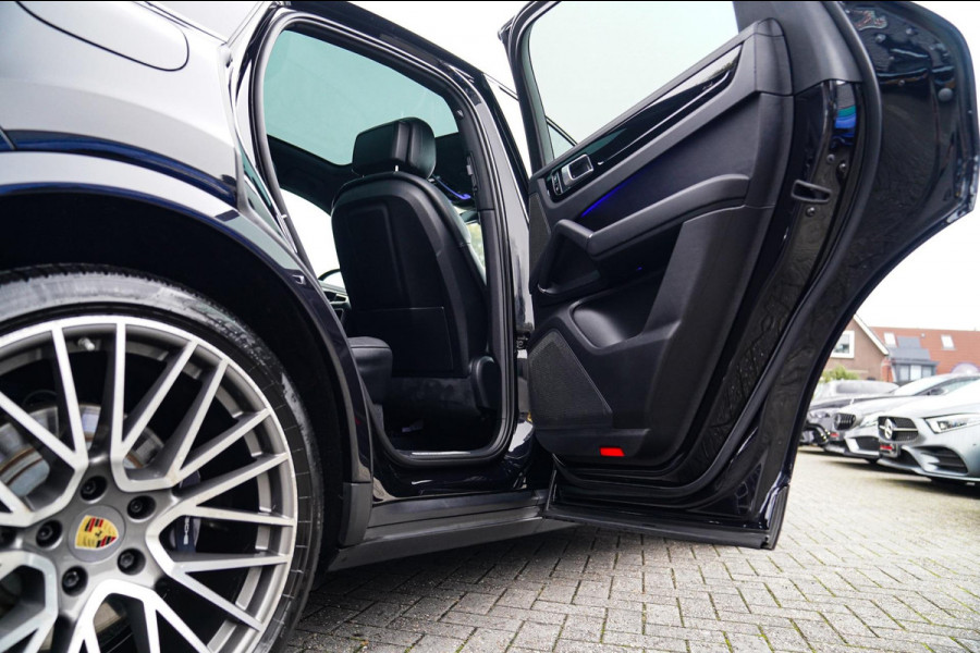 Porsche Cayenne Coupé 3.0 E-Hybrid | Sport Chrono | 22 INCH | Panorama | Head up | Trekhaak | Luchtvering | Memory stoelen 8Voudig