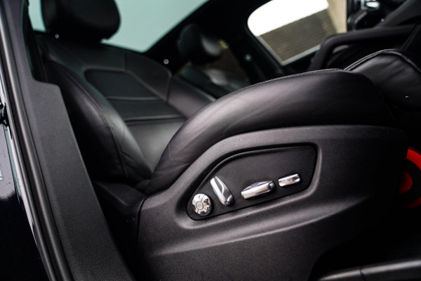 Porsche Cayenne Coupé 3.0 E-Hybrid | Sport Chrono | 22 INCH | Panorama | Head up | Trekhaak | Luchtvering | Memory stoelen 8Voudig