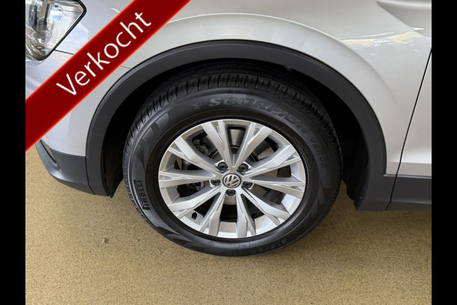 Volkswagen Tiguan 1.5 TSI Comfortline Business | Elektr. Trekhaak | Carplay | Massage