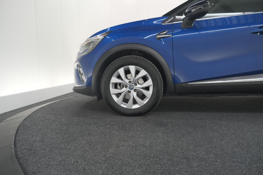 Renault Captur 1.6 E-Tech Plug-in Hybrid 160 Intens | Allseason Banden | Camera | 9.3 Inch Grootscherm | Apple Carplay