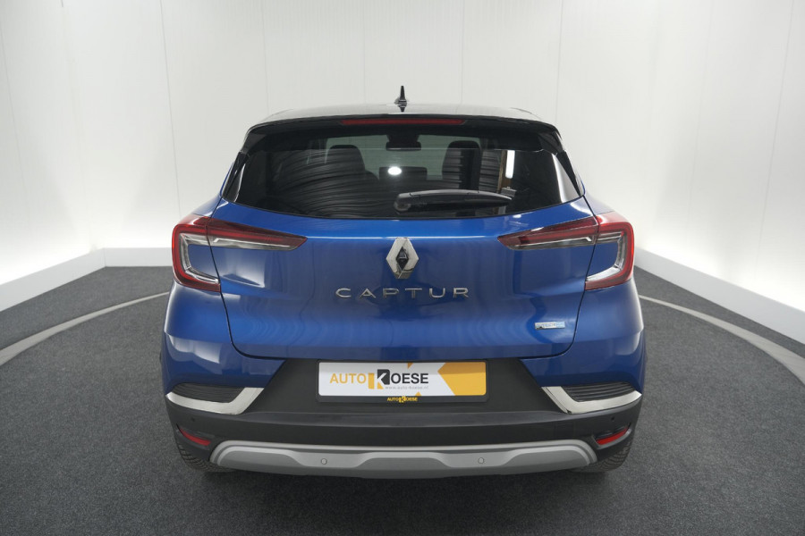 Renault Captur 1.6 E-Tech Plug-in Hybrid 160 Intens | Allseason Banden | Camera | 9.3 Inch Grootscherm | Apple Carplay
