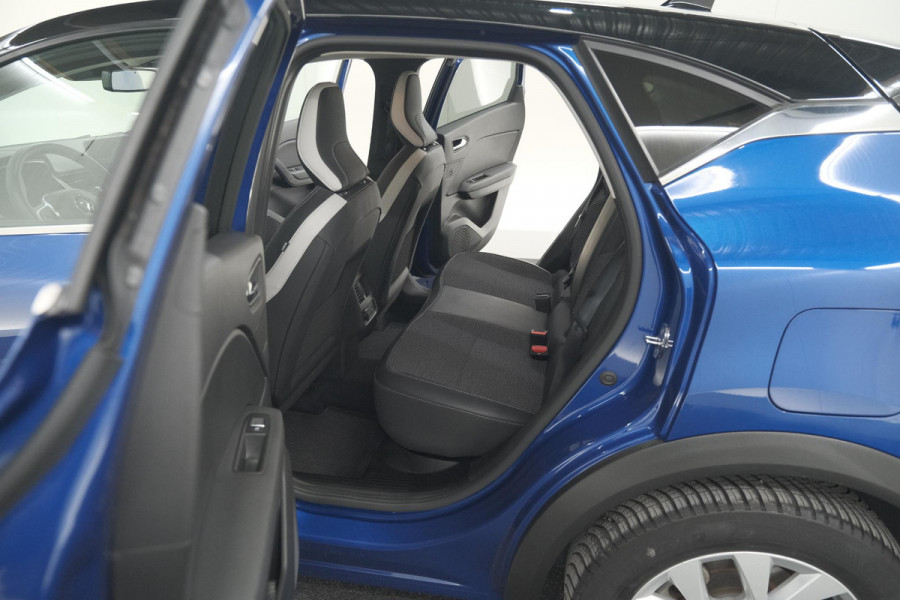 Renault Captur 1.6 E-Tech Plug-in Hybrid 160 Intens | Allseason Banden | Camera | 9.3 Inch Grootscherm | Apple Carplay
