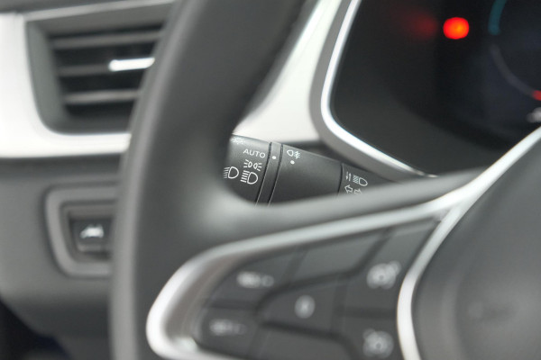 Renault Captur 1.6 E-Tech Plug-in Hybrid 160 Intens | Allseason Banden | Camera | 9.3 Inch Grootscherm | Apple Carplay