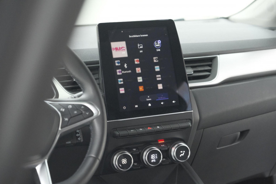 Renault Captur 1.6 E-Tech Plug-in Hybrid 160 Intens | Allseason Banden | Camera | 9.3 Inch Grootscherm | Apple Carplay