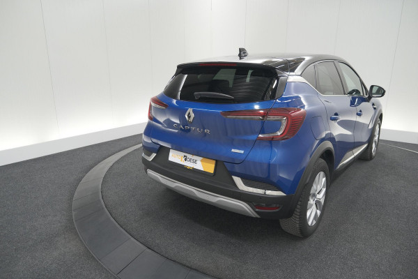 Renault Captur 1.6 E-Tech Plug-in Hybrid 160 Intens | Allseason Banden | Camera | 9.3 Inch Grootscherm | Apple Carplay