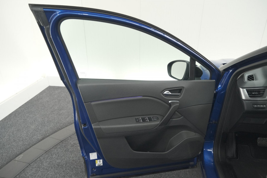 Renault Captur 1.6 E-Tech Plug-in Hybrid 160 Intens | Allseason Banden | Camera | 9.3 Inch Grootscherm | Apple Carplay