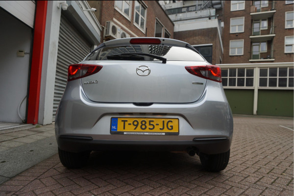 Mazda 2 1.5 Skyactiv-G Comfort Sport Aut6 | Navi | Apple Carplay | Sportvelgen | Cruise + Lane | MAZDA dealer onderhouden |