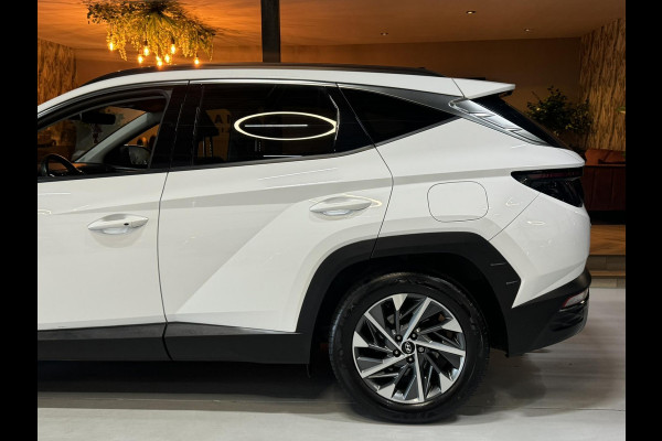 Hyundai Tucson 1.6 T-GDI MHEV Comfort Garantie Trekhaak Carplay Camera StoelVW Blindspot ACC PDC Clima Navi Led Dab Rijklaar Hyundai Tucson 1.6 T-GDI MHEV Comfort Garantie Trekhaak Carplay Camera StoelVW Blindspot ACC PDC Clima Navi Led Dab Rijklaar