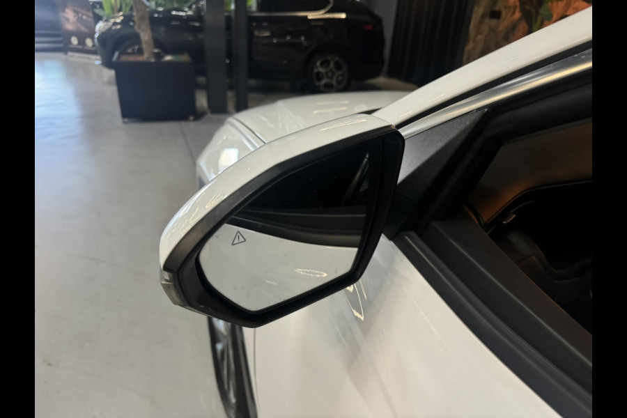 Hyundai Tucson 1.6 T-GDI MHEV Comfort Garantie Trekhaak Carplay Camera StoelVW Blindspot ACC PDC Clima Navi Led Dab Rijklaar Hyundai Tucson 1.6 T-GDI MHEV Comfort Garantie Trekhaak Carplay Camera StoelVW Blindspot ACC PDC Clima Navi Led Dab Rijklaar