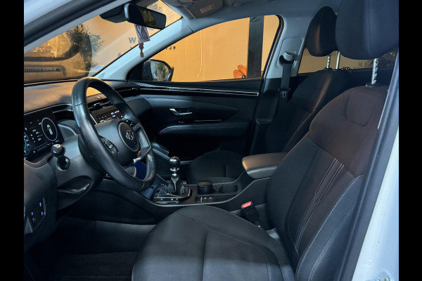 Hyundai Tucson 1.6 T-GDI MHEV Comfort Garantie Trekhaak Carplay Camera StoelVW Blindspot ACC PDC Clima Navi Led Dab Rijklaar Hyundai Tucson 1.6 T-GDI MHEV Comfort Garantie Trekhaak Carplay Camera StoelVW Blindspot ACC PDC Clima Navi Led Dab Rijklaar