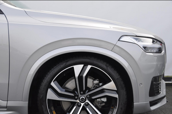Volvo XC90 T8 455PK Automaat Plug-in Hybrid AWD Ultimate Dark HEICO / Luchtvering / Panoramisch schuif en kantel dak / Head-Up Display / Google Services / Adaptieve Cruise Control / Harman Kardon Audio/