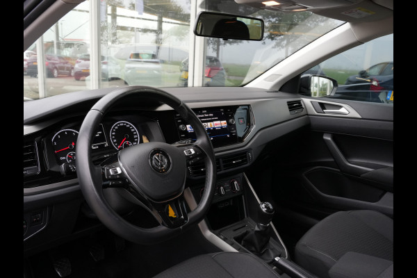 Volkswagen Polo 1.0 TSI Comfortline | Navigatie | Trekhaak | DAB | Adaptive Cruise Volkswagen Polo 1.0 TSI Comfortline | Navigatie | Trekhaak | DAB | Adaptive Cruise