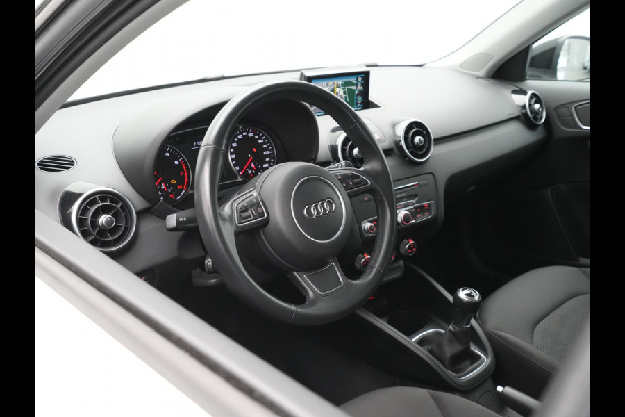 Audi A1 Sportback 1.0 TFSI Advance Sport Cruise Navigatie Pdc Lm Velgen S Line 306