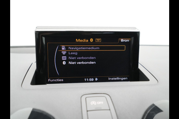 Audi A1 Sportback 1.0 TFSI Advance Sport Cruise Navigatie Pdc Lm Velgen S Line 306