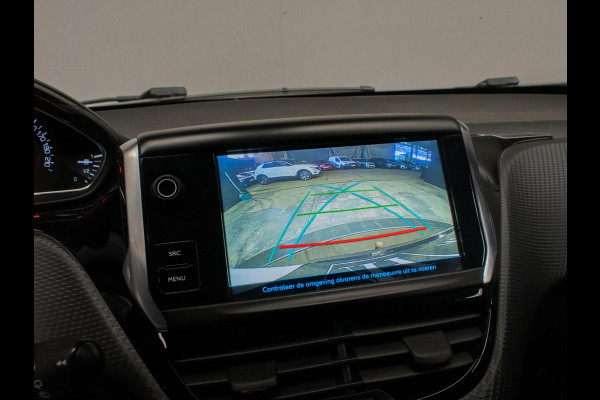 Peugeot 2008 1.2 PureTech Active Sport (APPLE CARPLAY,NAVI,CRUISE,CAMERA,LED,SPORTSTOELEN,GETINT,LM VELGEN,TREKHAAK,NETTE STAAT)