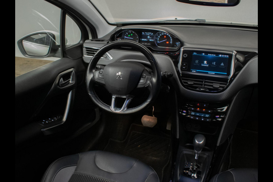 Peugeot 2008 1.2 PureTech Active Sport (APPLE CARPLAY,NAVI,CRUISE,CAMERA,LED,SPORTSTOELEN,GETINT,LM VELGEN,TREKHAAK,NETTE STAAT)
