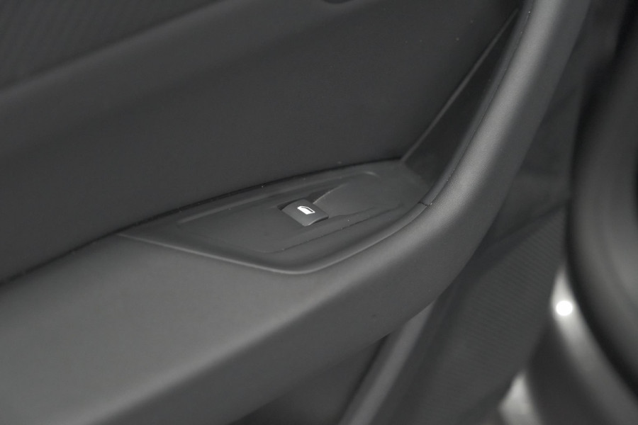 Peugeot 508 SW PureTech 130 EAT8 Allure Pack | Camera | Adaptieve Cruise Control | Dodehoekdetectie