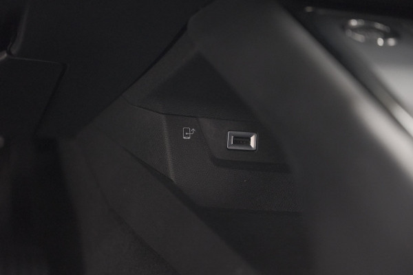 Peugeot 508 SW PureTech 130 EAT8 Allure Pack | Camera | Adaptieve Cruise Control | Dodehoekdetectie