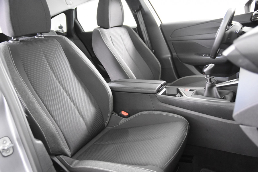 Peugeot 308 SW Active Pack *1ste Eigenaar*Navigatie*Park assist*DAB* Peugeot 308 SW Active Pack *1ste Eigenaar*Navigatie*Park assist*DAB*