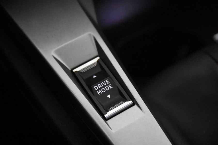 Peugeot 308 SW Active Pack *1ste Eigenaar*Navigatie*Park assist*DAB* Peugeot 308 SW Active Pack *1ste Eigenaar*Navigatie*Park assist*DAB*