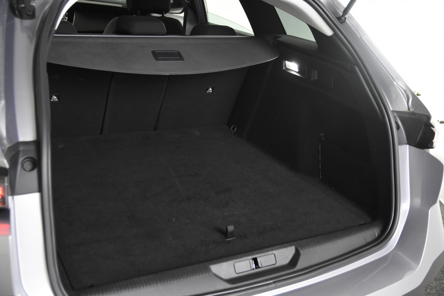 Peugeot 308 SW Active Pack *1ste Eigenaar*Navigatie*Park assist*DAB* Peugeot 308 SW Active Pack *1ste Eigenaar*Navigatie*Park assist*DAB*