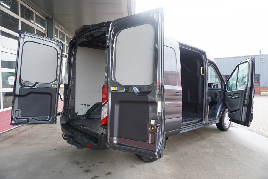Ford Transit 350 2.0 TDCI 165pk L2H2 Trend Automaat Schuifdeur L+R nr. V815 | Camera | Cruise | Trekhaak | Laadruimte pakket