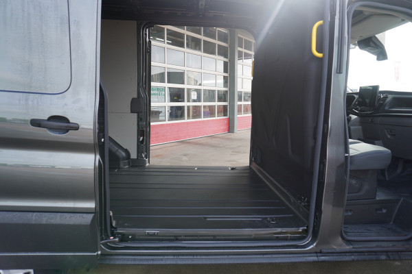 Ford Transit 350 2.0 TDCI 165pk L2H2 Trend Automaat Schuifdeur L+R nr. V815 | Camera | Cruise | Trekhaak | Laadruimte pakket