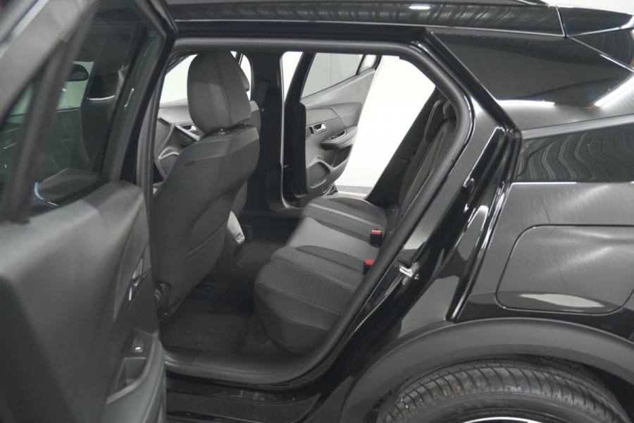 Peugeot 2008 PureTech 130 Allure Pack | Camera | Adaptieve Cruise Control | Stoelverwarming | Apple Carplay