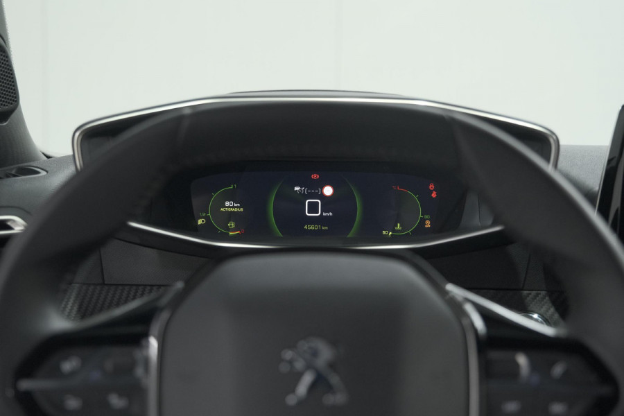 Peugeot 2008 PureTech 130 Allure Pack | Camera | Adaptieve Cruise Control | Stoelverwarming | Apple Carplay