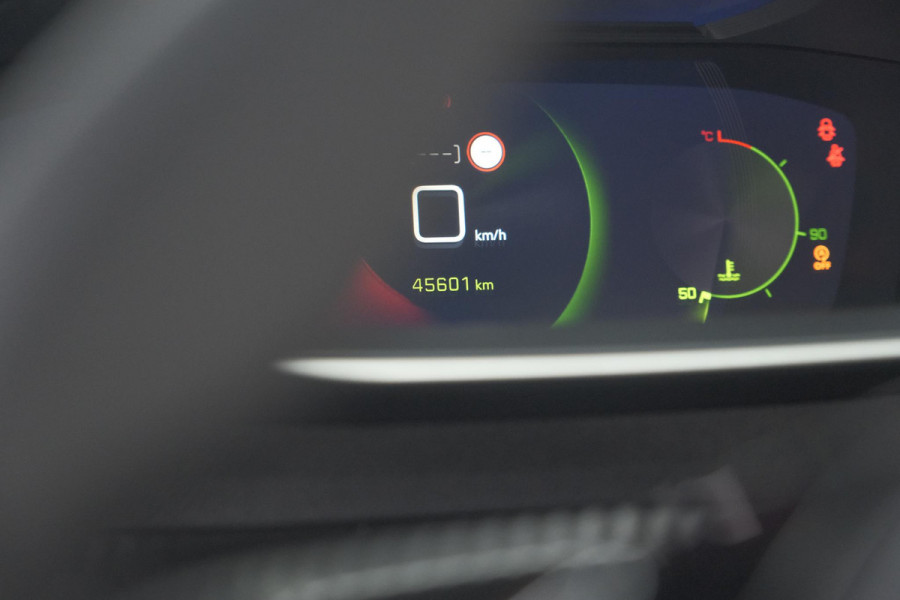 Peugeot 2008 PureTech 130 Allure Pack | Camera | Adaptieve Cruise Control | Stoelverwarming | Apple Carplay