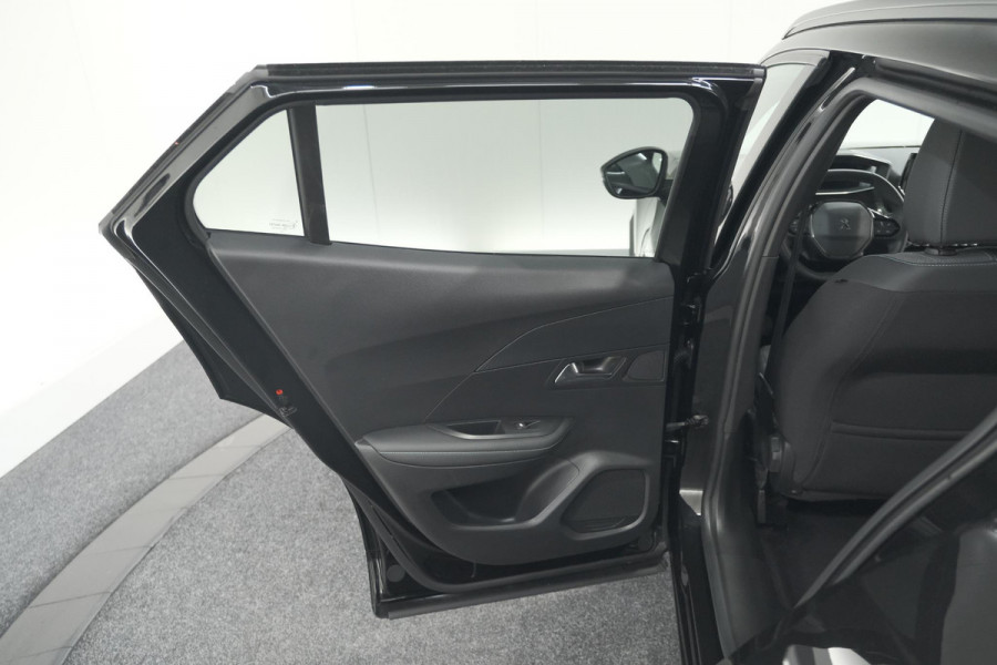 Peugeot 2008 PureTech 130 Allure Pack | Camera | Adaptieve Cruise Control | Stoelverwarming | Apple Carplay
