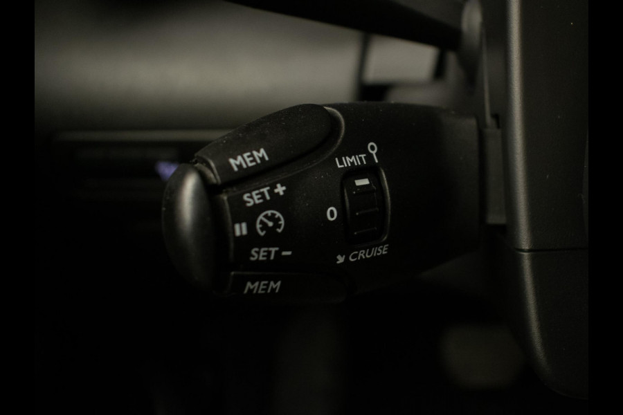 Citroën C3 Aircross 1.2 PureTech S&S Shine (APPLE CARPLAY,NAVI,LED,CRUISE,CLIMATE,SPORTSTOELE,LANE ASSIST,GETINT,NETTESTAAT)
