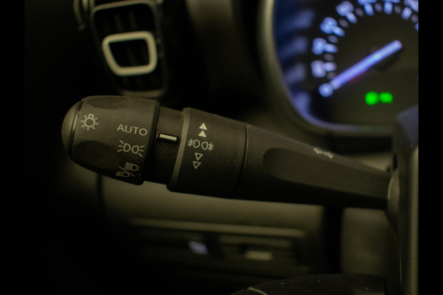 Citroën C3 Aircross 1.2 PureTech S&S Shine (APPLE CARPLAY,NAVI,LED,CRUISE,CLIMATE,SPORTSTOELE,LANE ASSIST,GETINT,NETTESTAAT)
