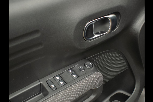 Citroën C3 Aircross 1.2 PureTech S&S Shine (APPLE CARPLAY,NAVI,LED,CRUISE,CLIMATE,SPORTSTOELE,LANE ASSIST,GETINT,NETTESTAAT)