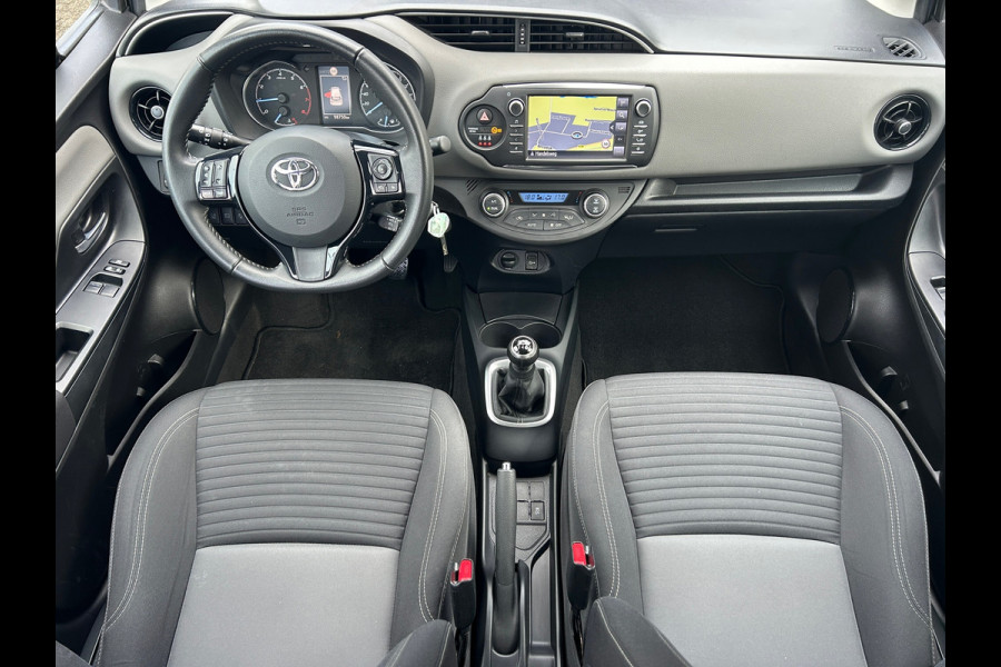 Toyota Yaris 1.0 VVT-i Energy Navi Dealer Onderhouden Rijklaarprijs!