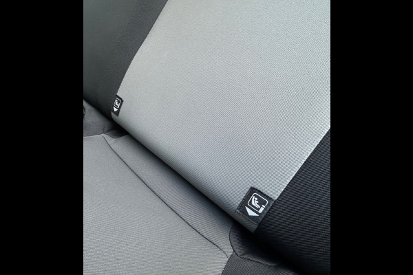 Toyota Yaris 1.0 VVT-i Energy Navi Dealer Onderhouden Rijklaarprijs!