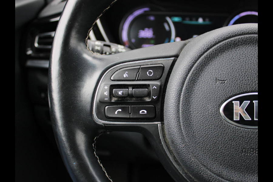 Kia e-Niro ExecutiveLine 64 kWh | Nederlandse dealer onderhouden auto | Trekhaak |