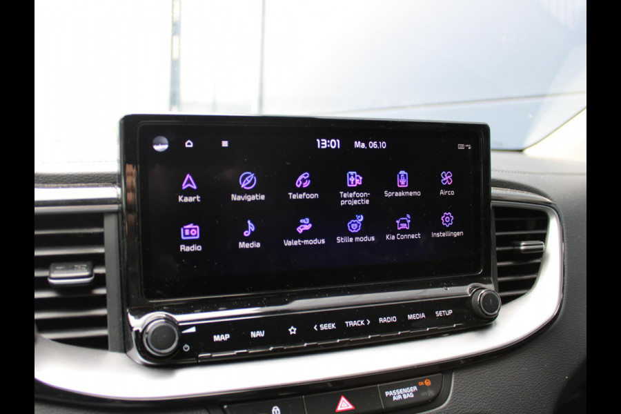 Kia e-Niro ExecutiveLine 64 kWh | Nederlandse dealer onderhouden auto | Trekhaak |